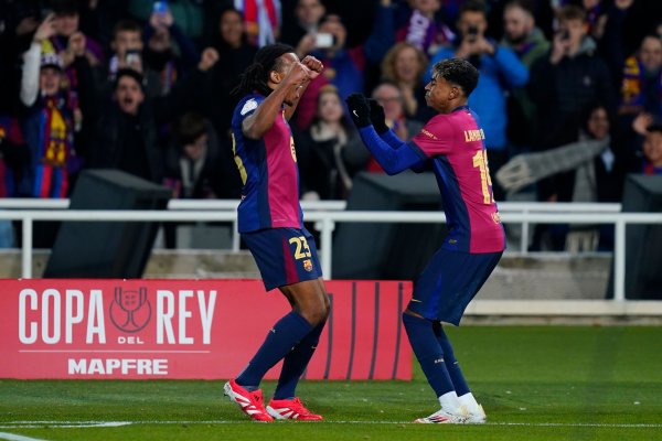 世体：巴萨认为非常接近与孔德达成协议，他们希望夏窗关闭前续约