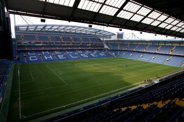 记者: 切尔西老板对俱乐部名称与非目标球员联系在一起表示零容忍