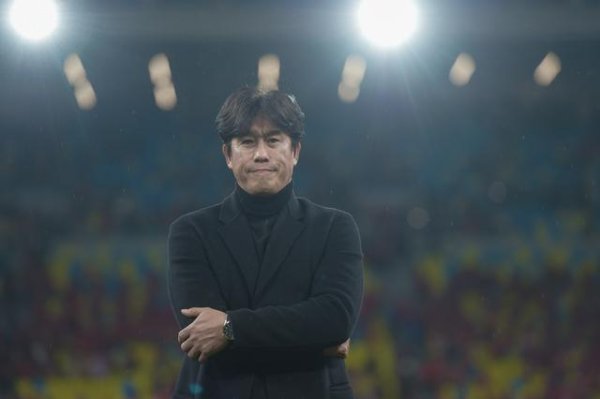 古代足球    报: 蓉城击败国安后, 徐正源将和投资方深入沟通商讨未来