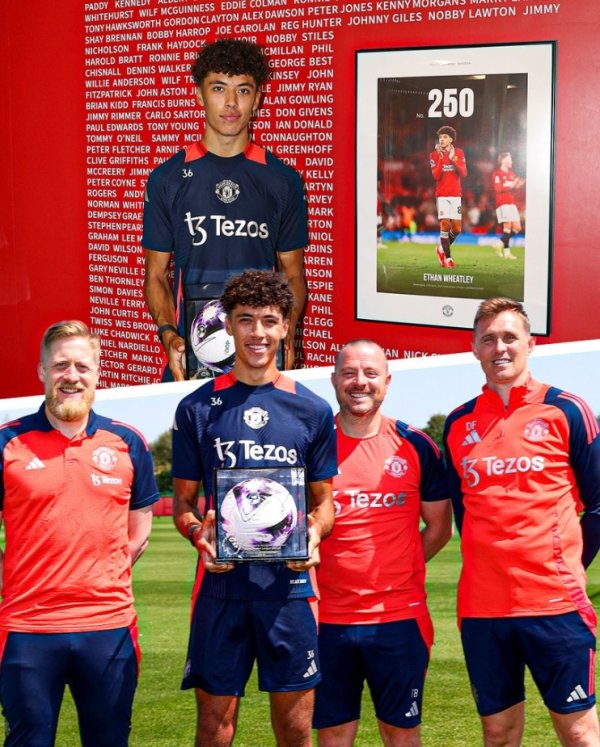 曼联官方: 19岁青训前场球员惠特利租借英甲北安普敦