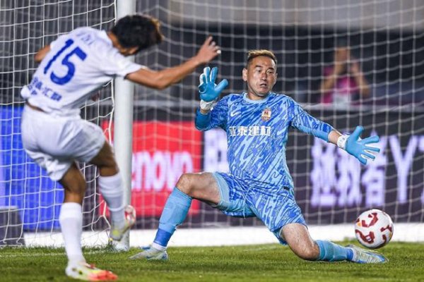 四连主仅拿3分, 亚泰独留榜尾