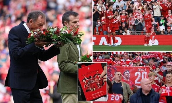 邮报: 利物浦与毕巴的友情  赛前发生误报, 球迷被工作人员紧急疏散