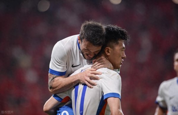 驱逐  干预下的泰山队第19轮数据排名: 4项倒数第一, 传中痛心疾首