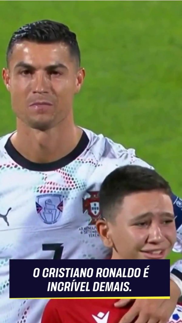 幸福的眼泪😭葡萄牙客战亚美尼亚，C罗抱着的入场球童泪流满面