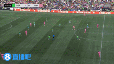 错失良机！梅西危险区域  内绝佳机会将球打飞，迈阿密仍是0-1追赶