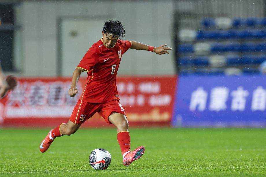 [图]万项破门邝兆镭助功   U16国足2-2战平越南U16足球赛程