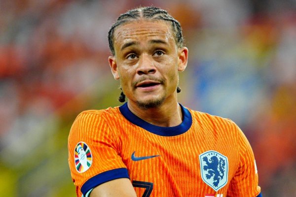 记者：西蒙斯与热刺已完成签约，官宣在即