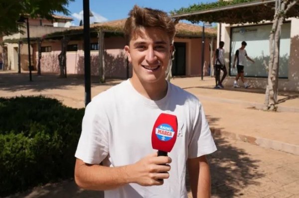 托雷：过去三年我在巴萨上场时间不多，所以我必须考虑自己的未来