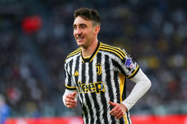 意天空预测尤文vs多特杆位：坎比亚索复出，麦肯尼和奥蓬达角逐