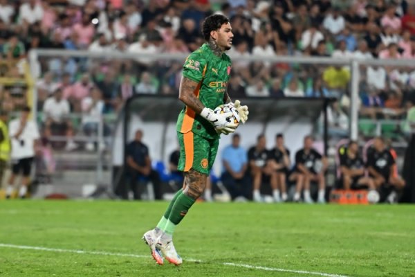 埃德森：为曼城效力的这八年是我最美好的时光，一日蓝月终生蓝月