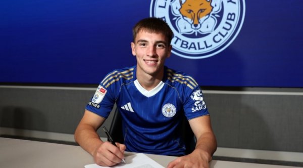 官方:莱斯特城与24岁后场球员卢克-托马斯续约至2029年 官方:莱斯特城与24岁后场球员卢克-托马斯续约至2029年