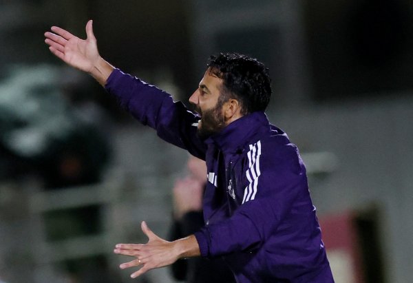 压力大！阿莫林：这场我们必须赢 被批评？没赢球的代价就是这样