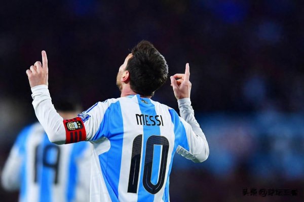 Tyc深情告白梅西! 梅西,古代足球    运动活动      与幸福的泪水! 这场美梦永不落幕!