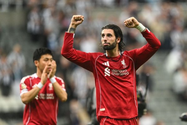 索博斯洛伊：我得感谢阿诺德，这球有点远但我决定冒险试一下