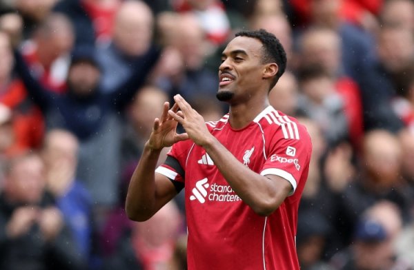 策略  板丨赫拉芬贝赫，红军新赛季的关键先生