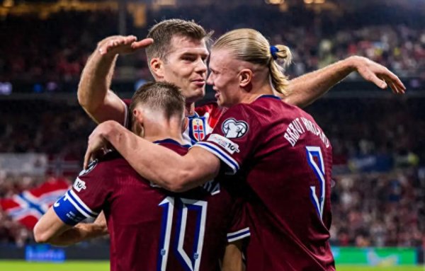 哈兰德独进五球挪威大胜, 意大利的球迷快哭了, 黄健翔也无可奈何