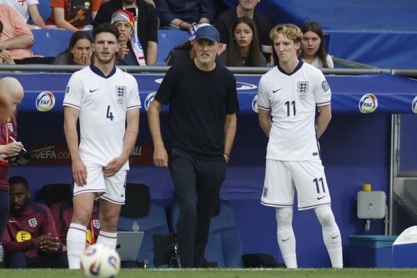 托马斯·图赫尔为英格兰国家队准备经典策略: 长传和长传是2026年世界杯赛  的关键