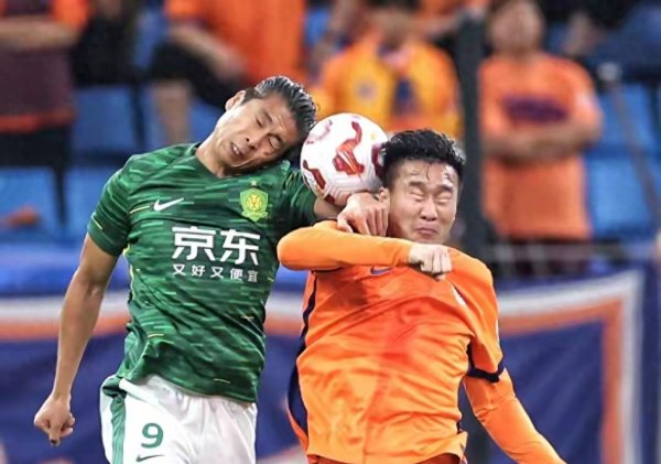 海牛主场作战  营销超4亿, 成绩不佳球迷热情不减, 李霄鹏让关注度飙升