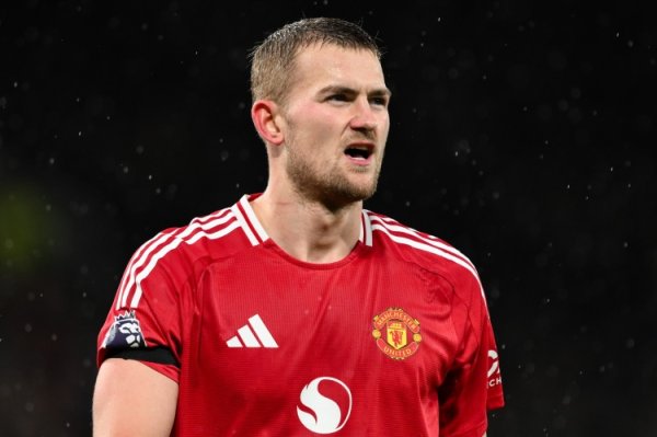 德里赫特：把责任推给指导教练员总是很容易，但我们不能说丢球是因体系