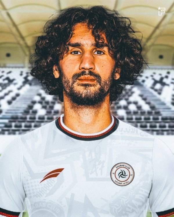 翻3倍! 记者: 阿德利接近加盟利雅得青年人, 年薪700万欧&3年合同