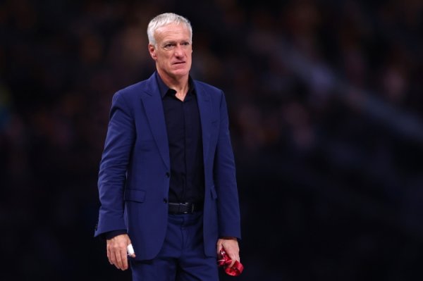 法媒：法国队有望在今年10月提前锁定世界杯赛  参赛券