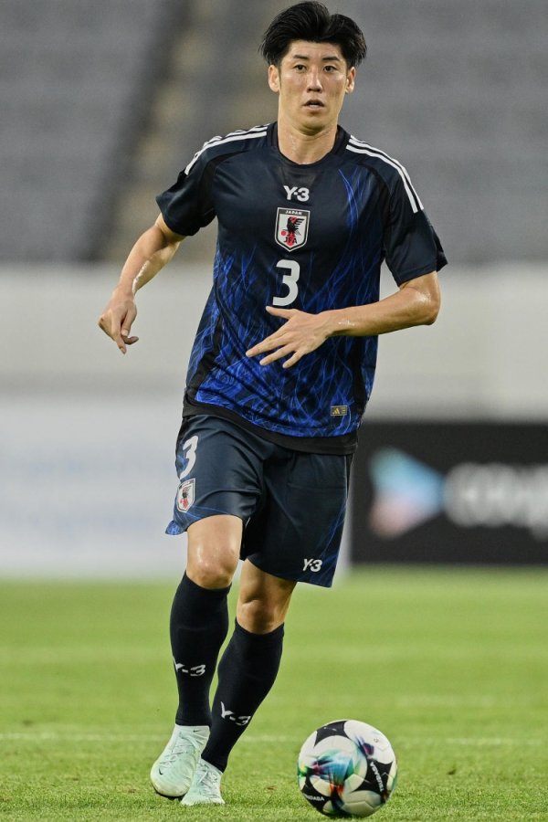 荒木隼人：国家队赛事  强度和J职业联赛  有所不同 感觉到了自身不足
