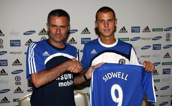 旧将披露穆里尼奥当年用一记妙招迫使切尔西签下前场球员