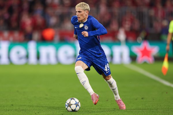 太阳报：因其标新立异的发型，加纳乔去年获得350万镑肖像权收入