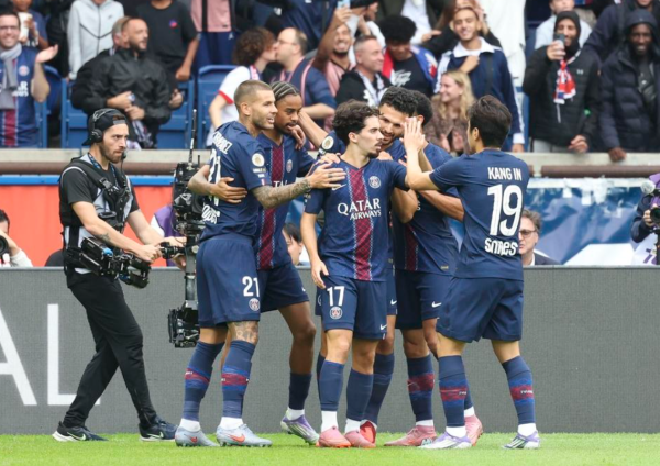 欧洲豪强狂飙: 疯狂4连胜, 夺回榜首, 23岁天才迸发  : 轰入2球