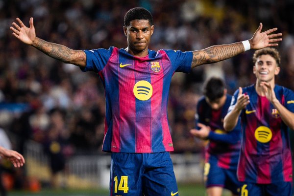 6球6助功  ，拉什福德是巴萨本赛季加入  得分  数最多的球员