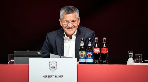 海纳：拜仁即使经过125年也不会在奖杯柜前沉睡，始终保持饥饿感