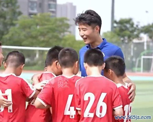 学业射门两不误！苏超金靴高驰目前正就读于昆明理工大学